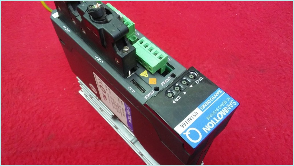 SANMOTION QS1A01AA AC SERVO SYSTEMS SÜRÜCÜ